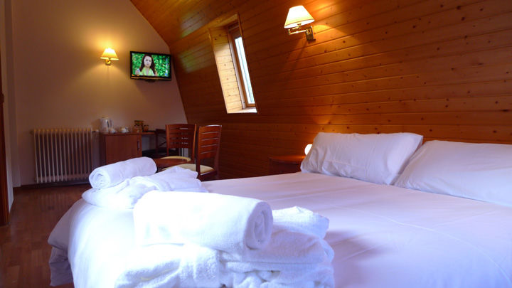 Hotel & Spa Niunit Эл Серрат Экстерьер фото
